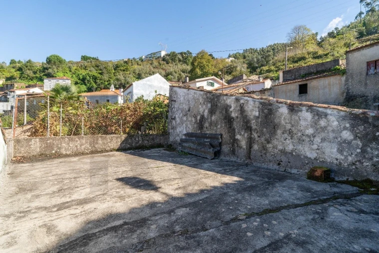 Moradia T4 para Venda em Semide e Rio Vide Foto 14