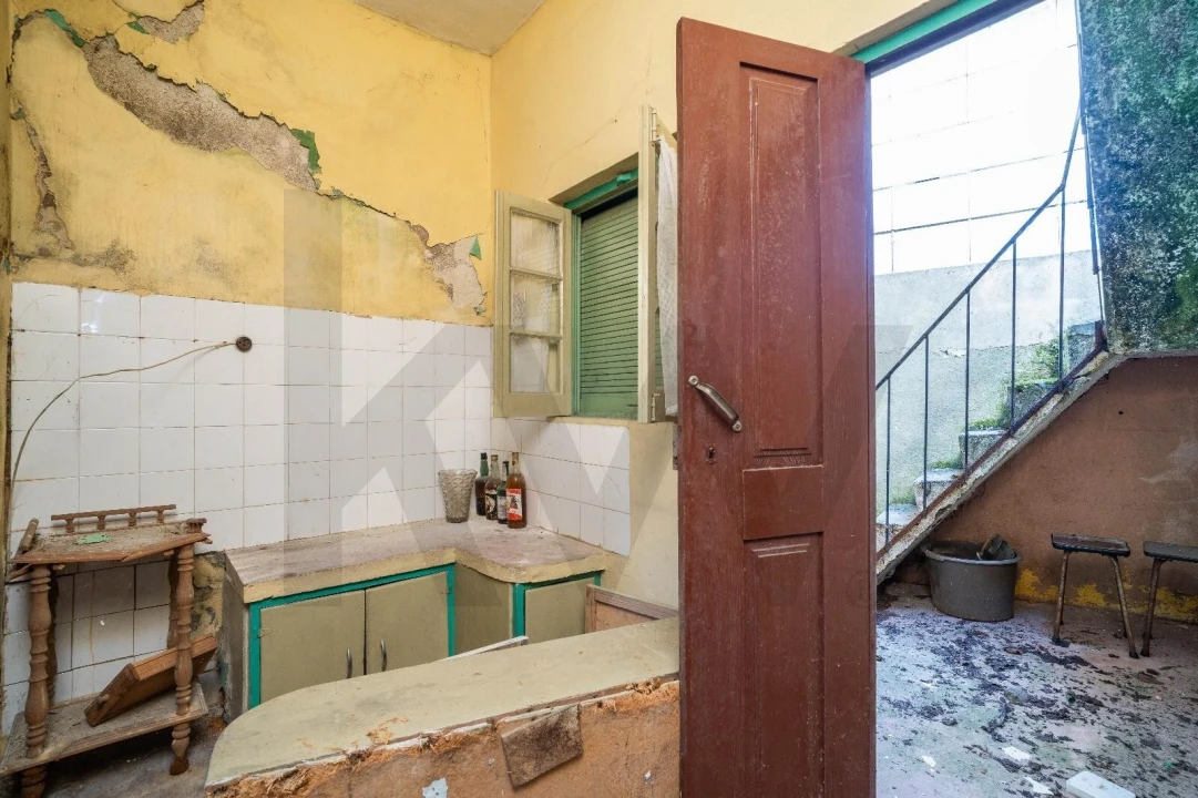 Moradia T4 para Venda em Semide e Rio Vide Foto 5