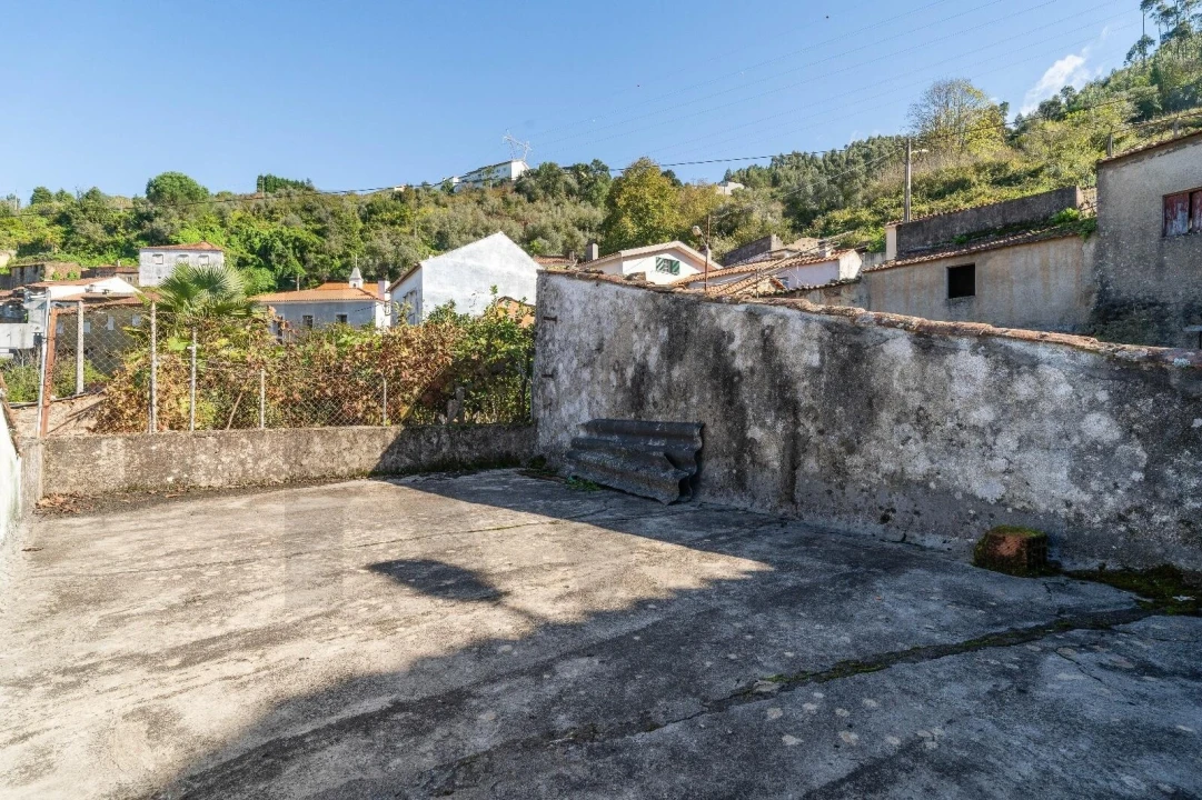 Moradia T4 para Venda em Semide e Rio Vide Foto 14