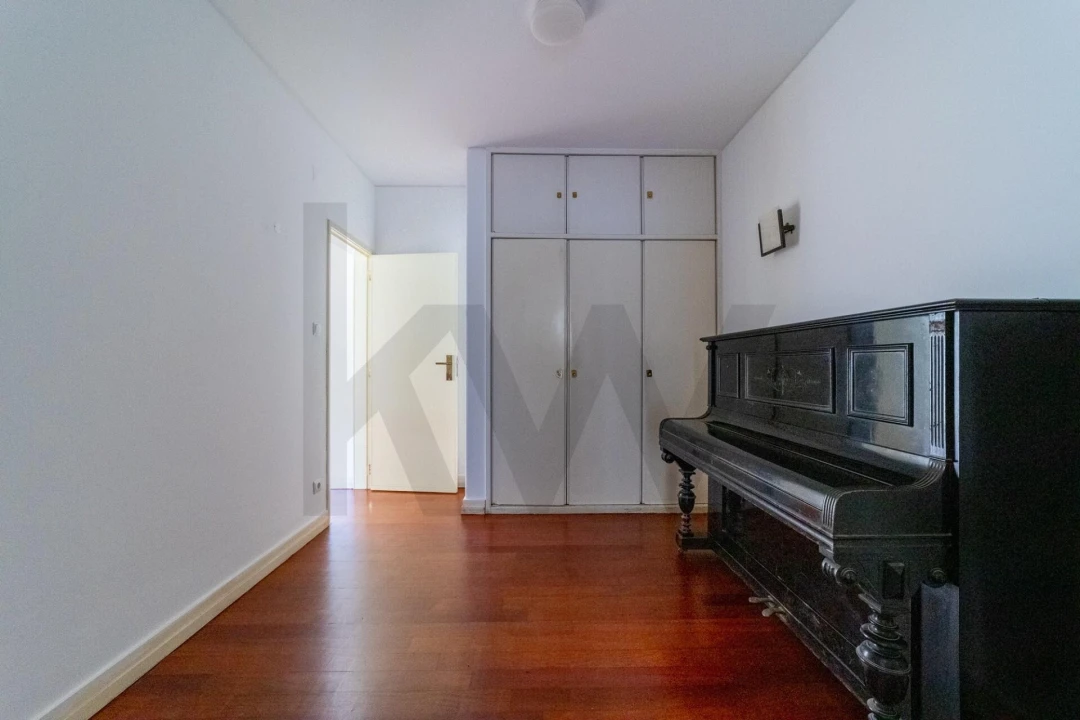 Moradia T5 para Venda em Oeiras e São Julião da Barra, Paço de Arcos e Caxias Foto 18