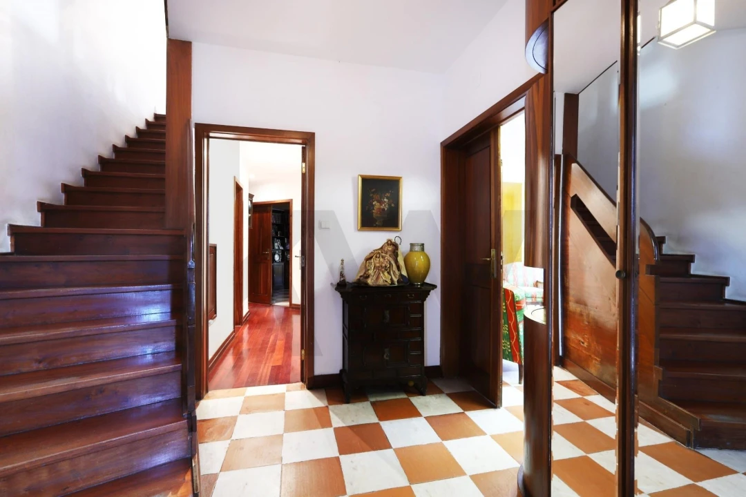 Moradia T5 para Venda em Oeiras e São Julião da Barra, Paço de Arcos e Caxias Foto 3