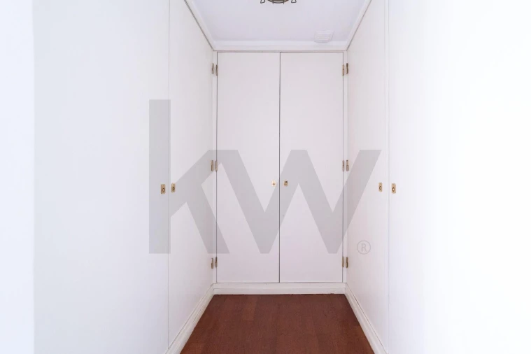 Moradia T5 para Venda em Oeiras e São Julião da Barra, Paço de Arcos e Caxias Foto 16