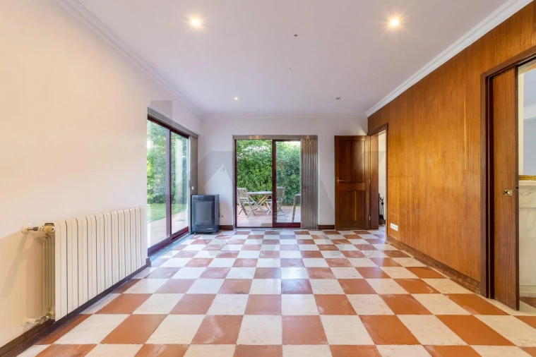 Moradia T5 para Venda em Oeiras e São Julião da Barra, Paço de Arcos e Caxias Foto 8