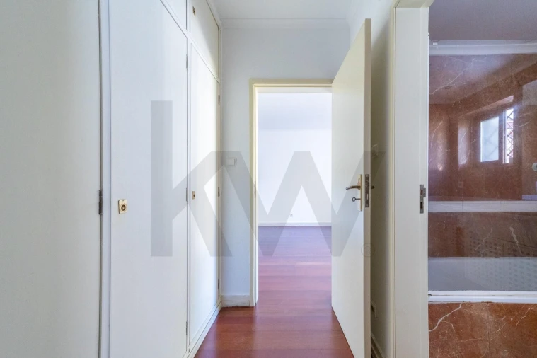 Moradia T5 para Venda em Oeiras e São Julião da Barra, Paço de Arcos e Caxias Foto 15