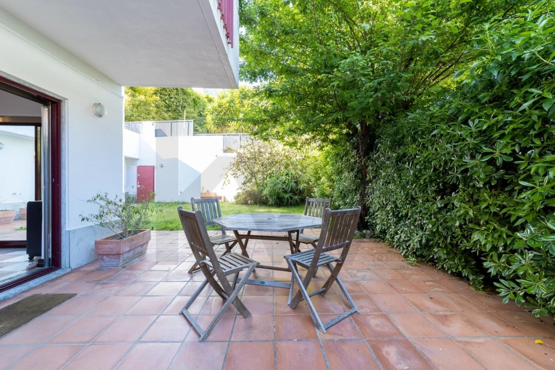 Moradia T5 para Venda em Oeiras e São Julião da Barra, Paço de Arcos e Caxias Foto 10