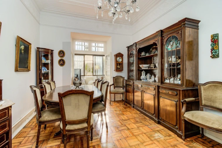 Apartamento T4 para Venda em Arroios Foto 27