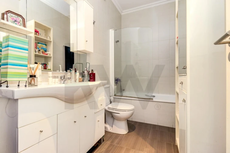 Apartamento T4 para Venda em Arroios Foto 34