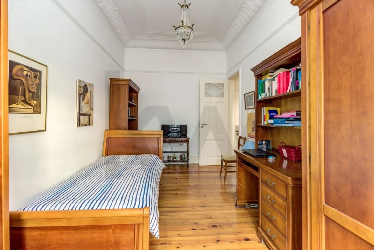 Apartamento T4 para Venda em Arroios Foto 30