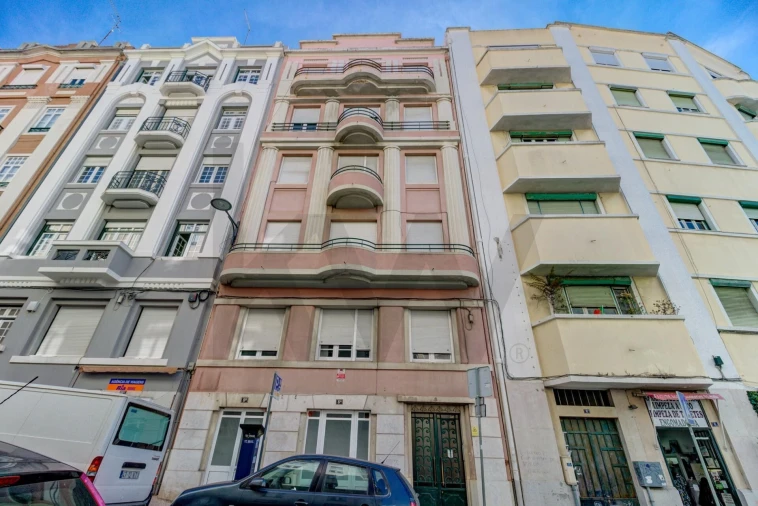 Apartamento T4 para Venda em Arroios Foto 18