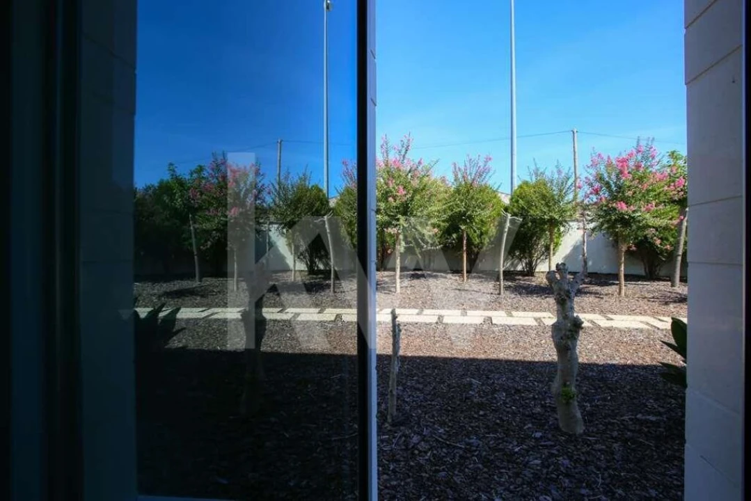 Moradia T4 para Venda em Santo Antonio dos Olivais Foto 28