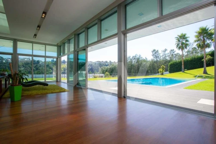 Moradia T4 para Venda em Santo Antonio dos Olivais Foto 49