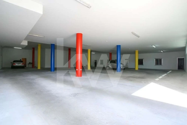 Moradia T4 para Venda em Santo Antonio dos Olivais Foto 71