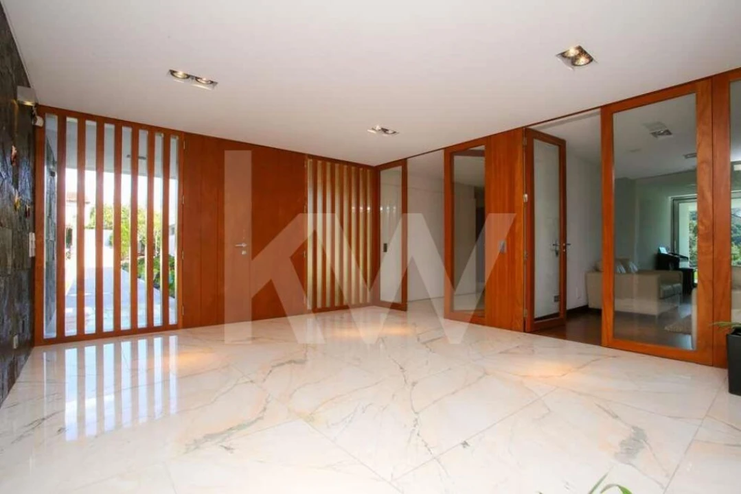 Moradia T4 para Venda em Santo Antonio dos Olivais Foto 17