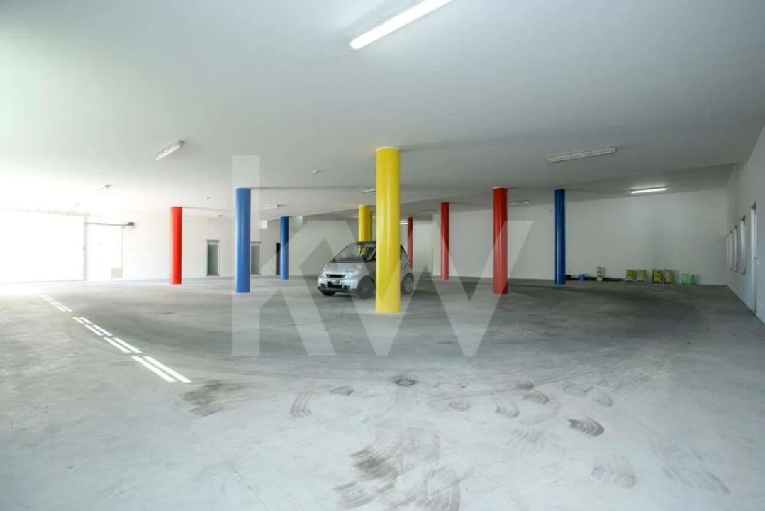 Moradia T4 para Venda em Santo Antonio dos Olivais Foto 70