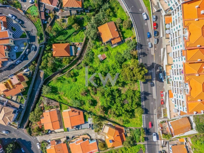 Terreno para Venda em Caniço Foto 2