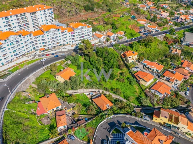 Terreno para Venda em Caniço Foto 7