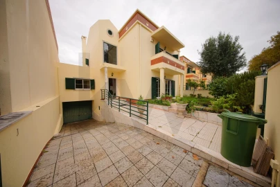 Moradia T5 para Venda em Alcabideche
