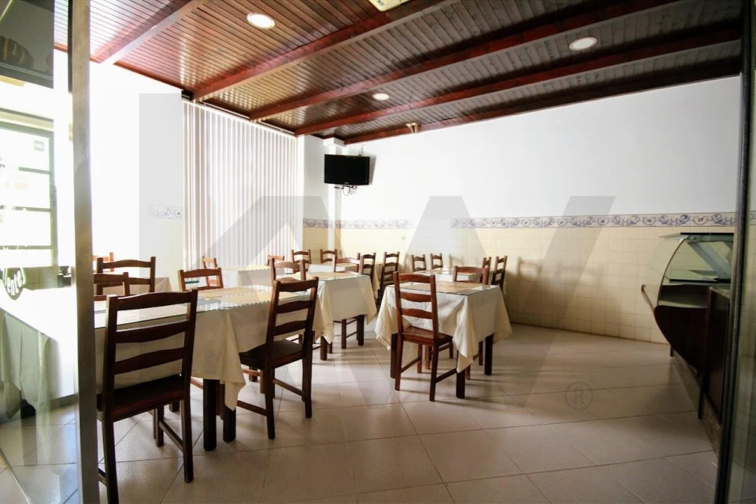 Loja para Venda em Alverca do Ribatejo e Sobralinho Foto 3