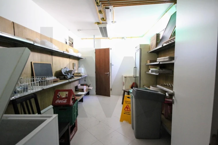 Loja para Venda em Alverca do Ribatejo e Sobralinho Foto 9