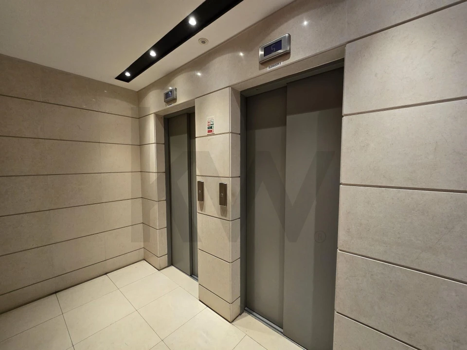 Apartamento T3 para Venda em São Domingos de Benfica Foto 5