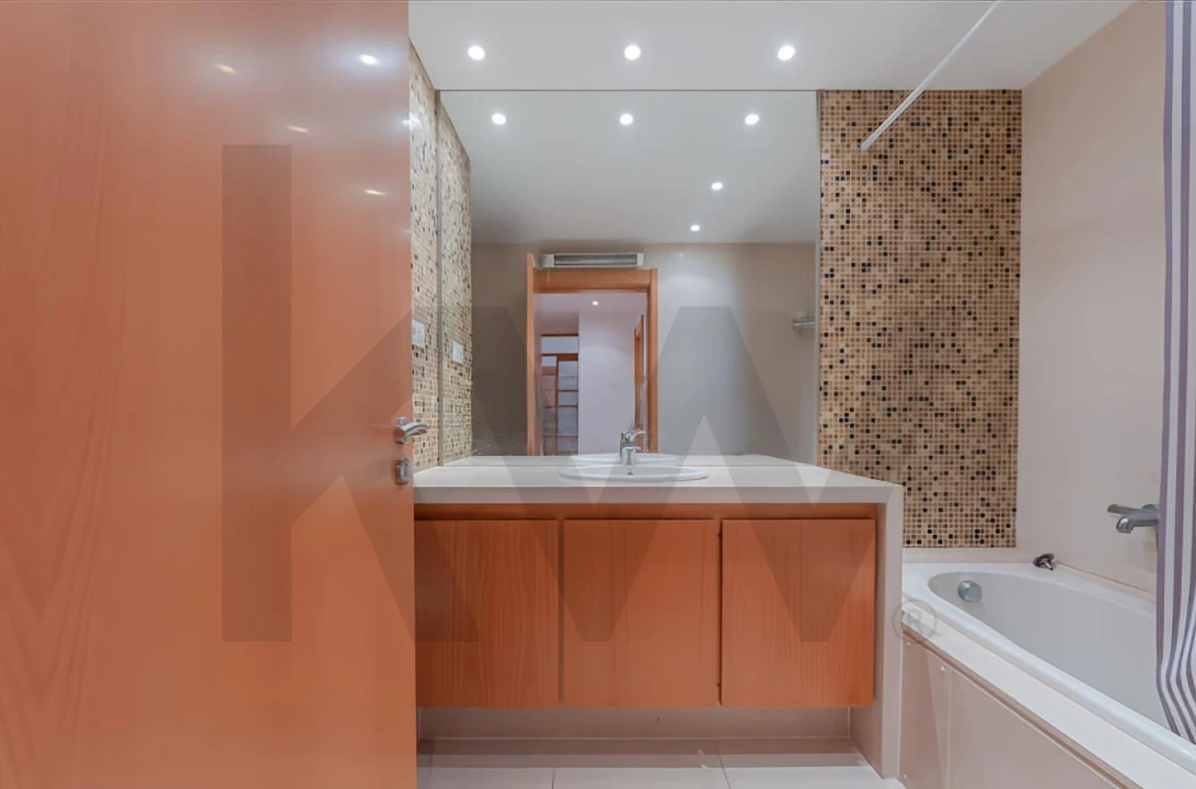 Apartamento T3 para Venda em São Domingos de Benfica Foto 24