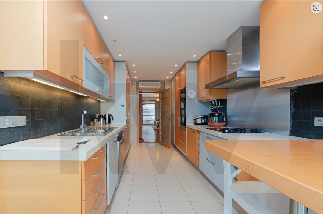 Apartamento T3 para Venda em São Domingos de Benfica Foto 16