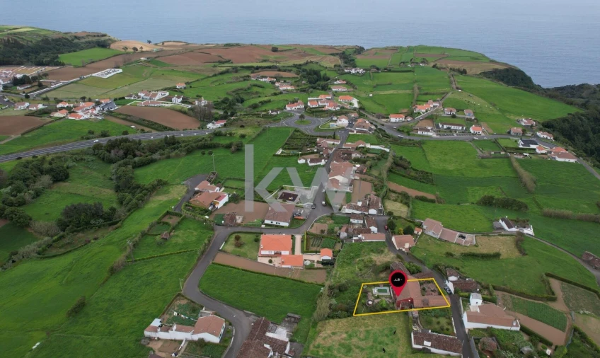 Moradia T4 para Venda em Lomba da Fazenda Foto 47