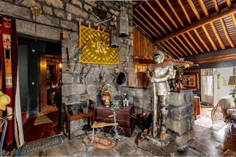 Moradia T4 para Venda em Lomba da Fazenda Foto 17