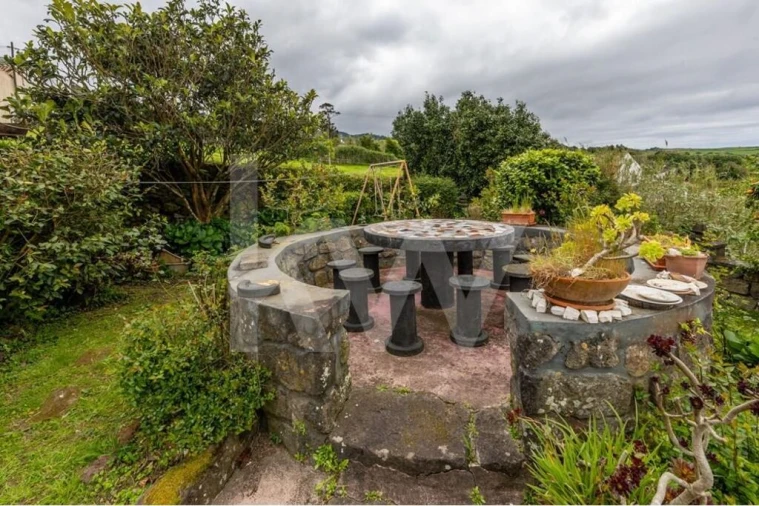 Moradia T4 para Venda em Lomba da Fazenda Foto 37