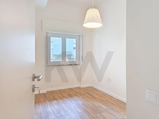 Loja para Venda em Algés, Linda-A-Velha e Cruz Quebrada-Dafundo Foto 19