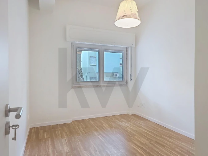 Loja para Venda em Algés, Linda-A-Velha e Cruz Quebrada-Dafundo Foto 21