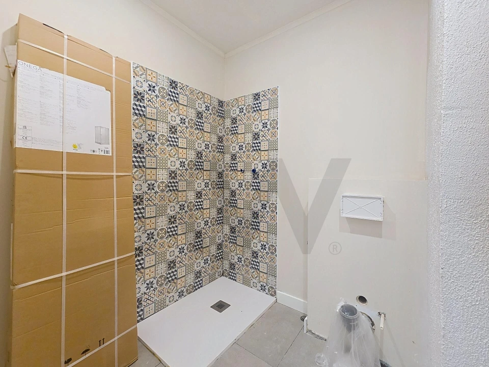 Loja para Venda em Algés, Linda-A-Velha e Cruz Quebrada-Dafundo Foto 9