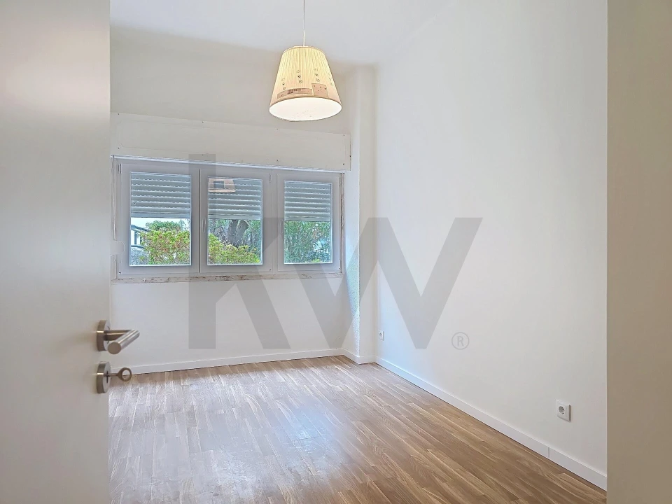 Loja para Venda em Algés, Linda-A-Velha e Cruz Quebrada-Dafundo Foto 23