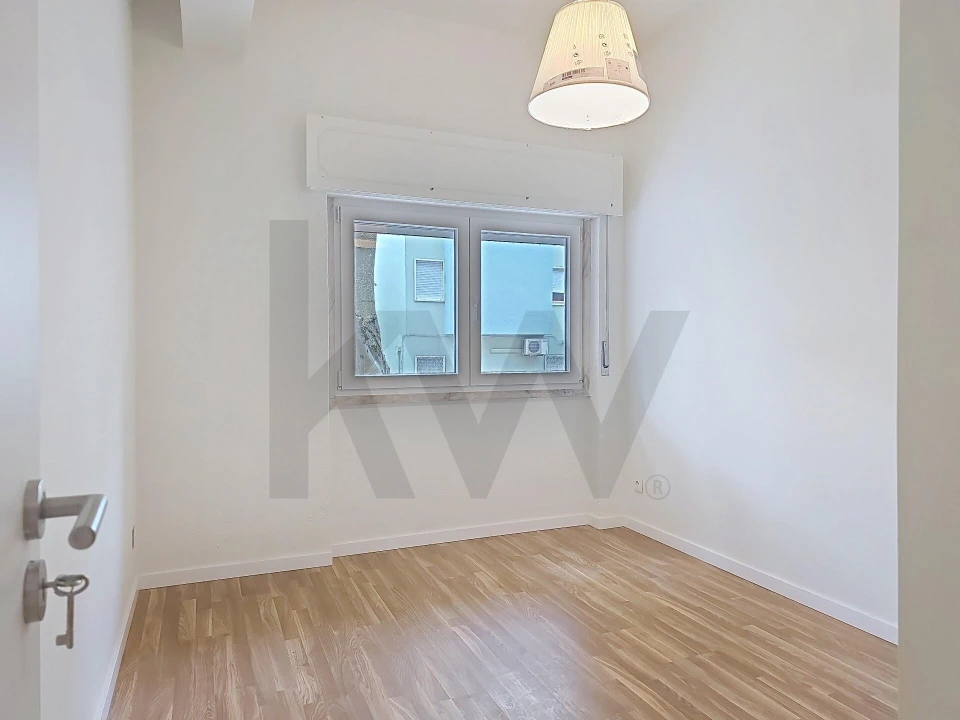 Loja para Venda em Algés, Linda-A-Velha e Cruz Quebrada-Dafundo Foto 21