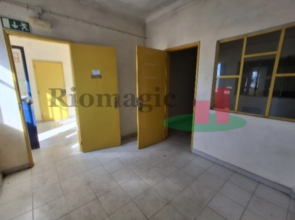 Armazém para Venda em Parreira e Chouto Foto 24