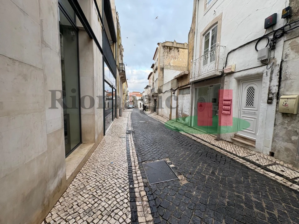 Loja para Venda em Marvila, Ribeira Santarém, São Salvador, São Nicolau Foto 3