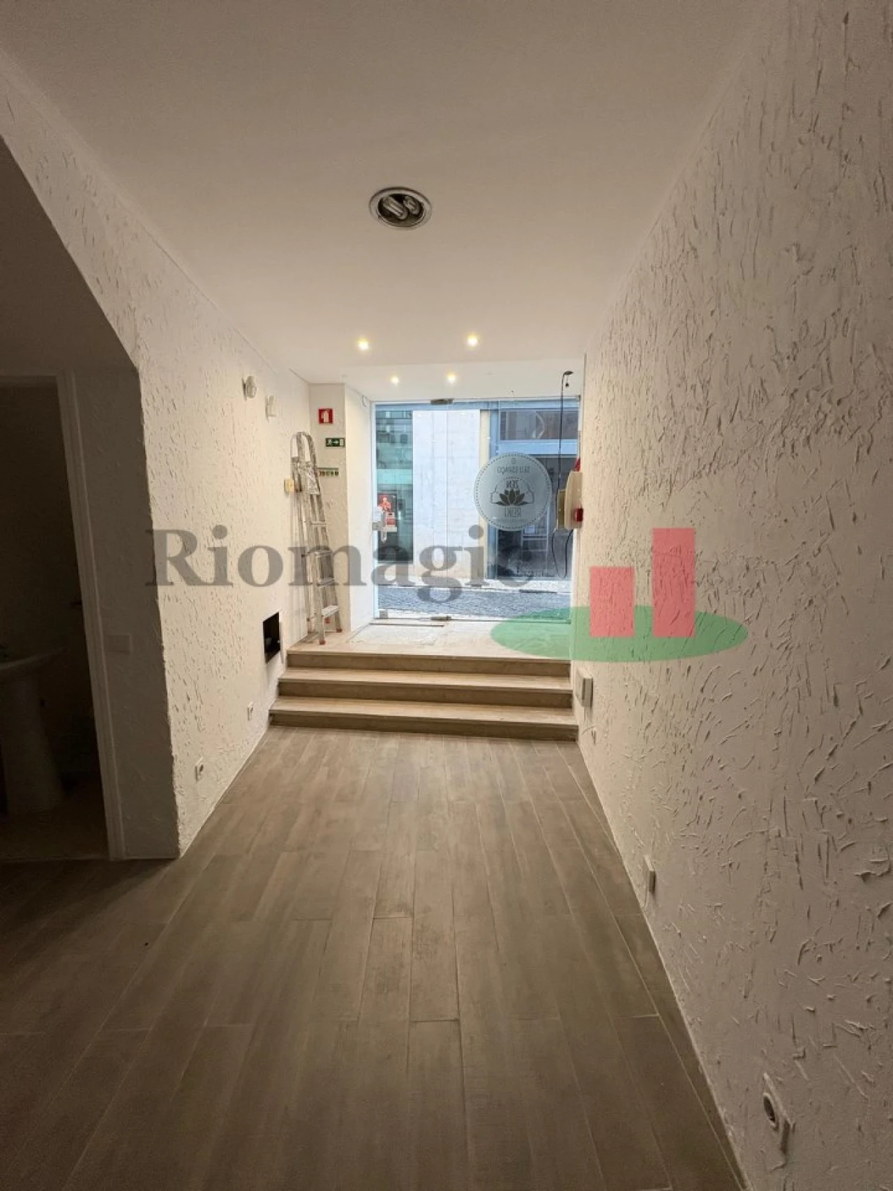 Loja para Venda em Marvila, Ribeira Santarém, São Salvador, São Nicolau Foto 14