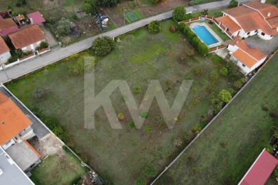 Terreno para Venda em Souselas e Botão