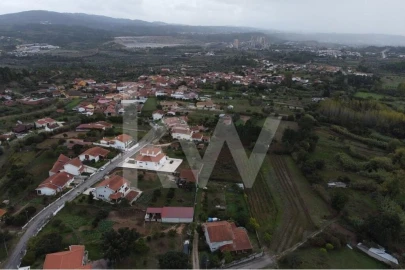 Terreno para Venda em Souselas e Botão