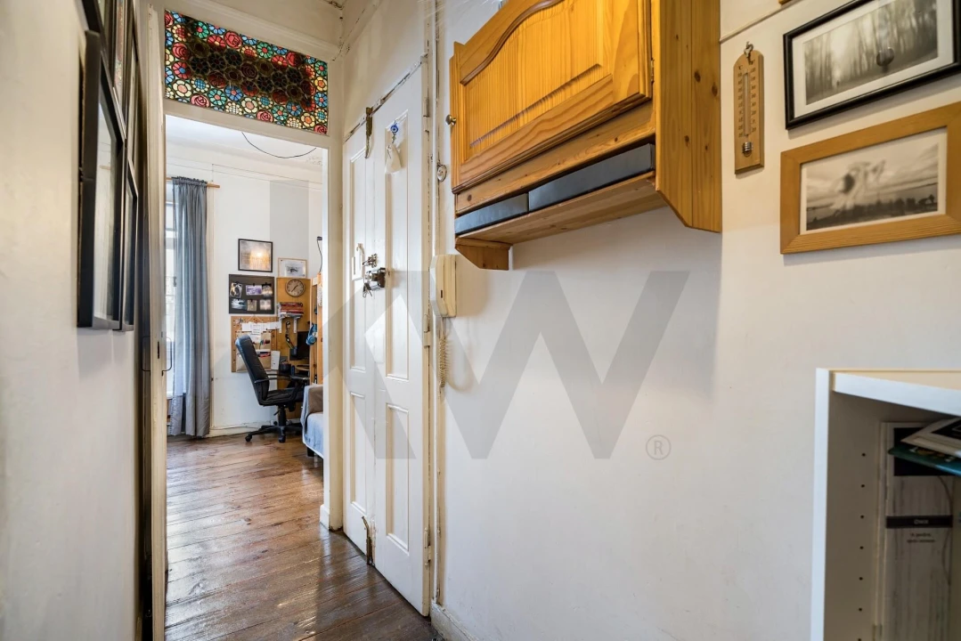 Apartamento T3 para Venda em Campo de Ourique Foto 2
