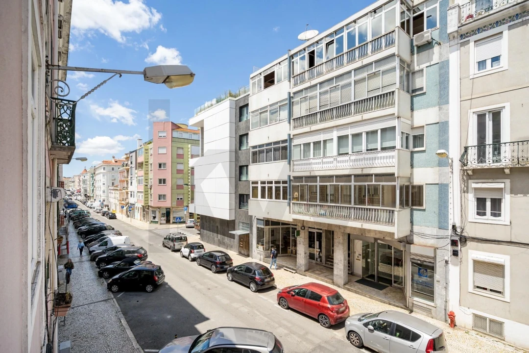 Apartamento T3 para Venda em Campo de Ourique Foto 19