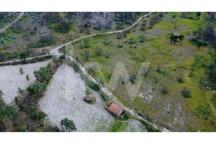 Terreno para Venda em Fatela Foto 11