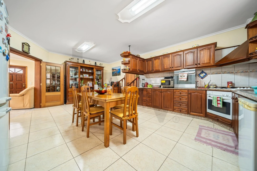 Moradia T3 para Venda em Canhas Foto 19