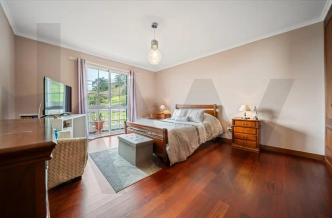 Moradia T3 para Venda em Canhas Foto 25