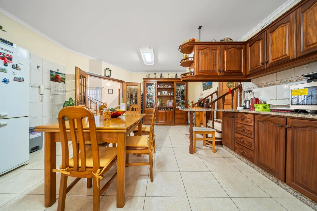 Moradia T3 para Venda em Canhas Foto 20