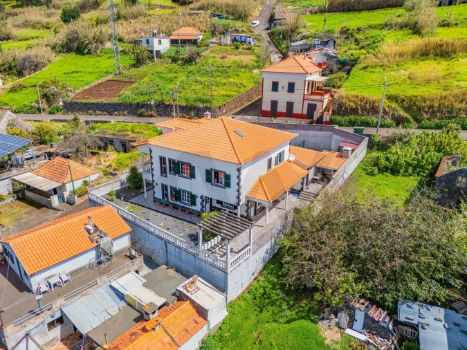 Moradia T3 para Venda em Canhas Foto 50