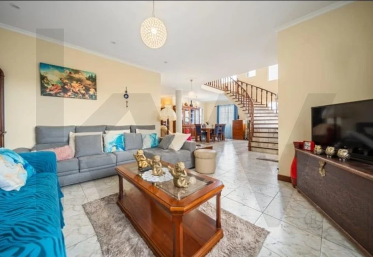 Moradia T3 para Venda em Canhas Foto 17