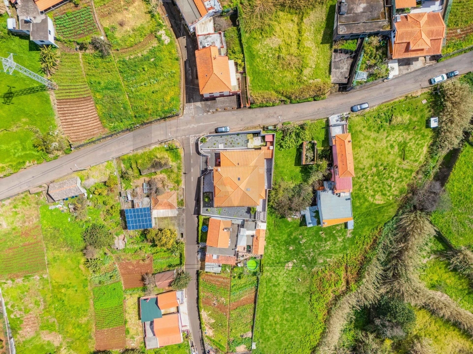 Moradia T3 para Venda em Canhas Foto 57