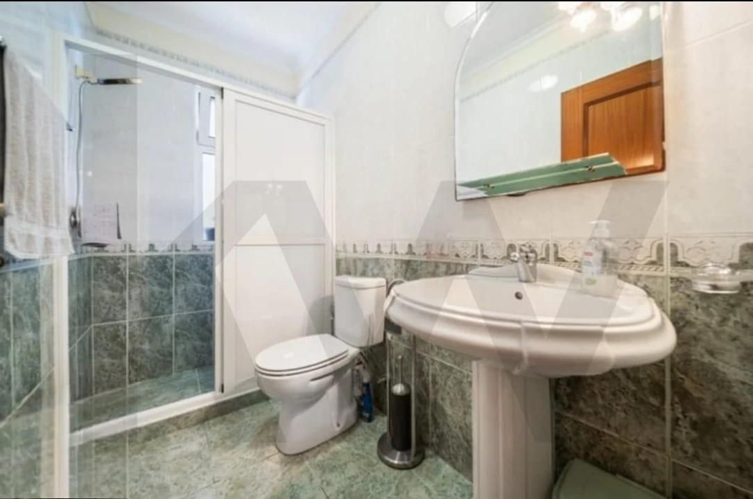 Moradia T3 para Venda em Canhas Foto 16