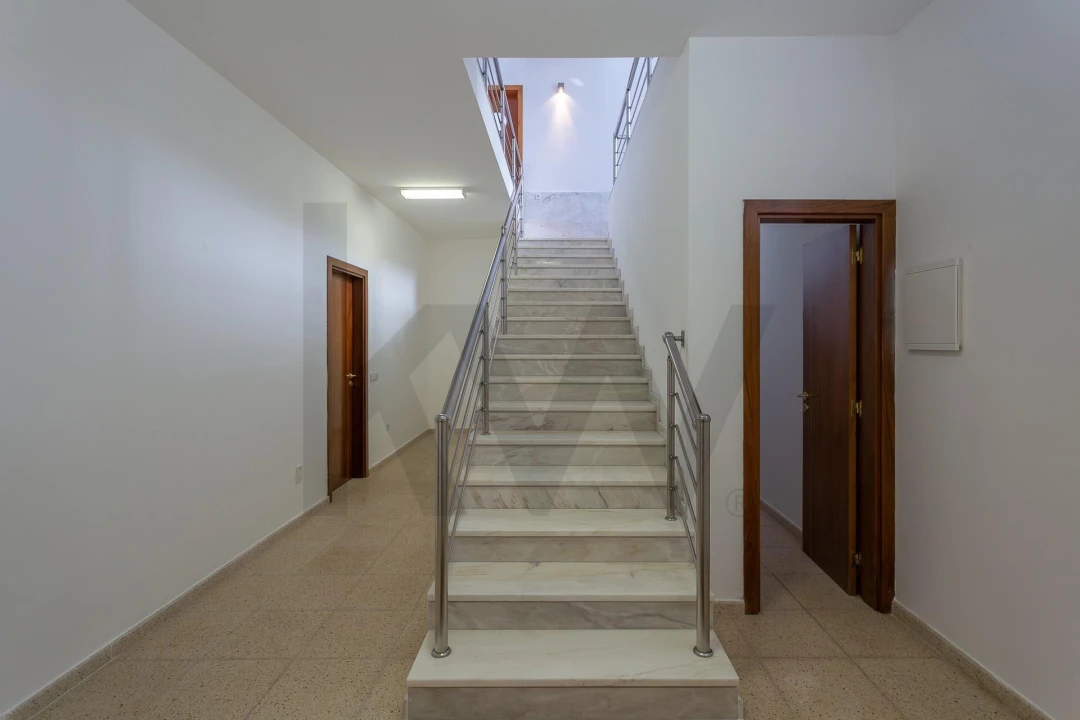 Moradia T4 para Venda em Romeira e Várzea Foto 63